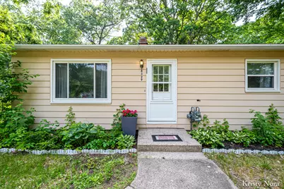 4329 Laura Street NW, Comstock Park, MI 49321 - Photo 2