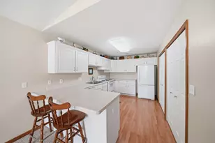2503 Lakewood Dr, Adrian, MI 49221 - Photo 6