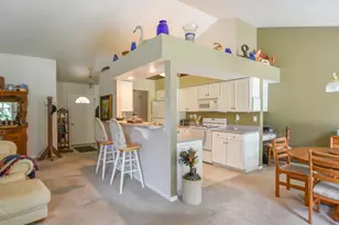40 Oakdale Ln, Coldwater, MI 49036 - Photo 8