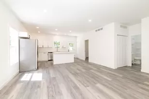 109 Miller St, Dowagiac, MI 49047 - Photo 16