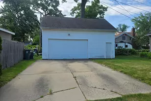 928 Maplegrove Ave, Royal Oak, MI 48067 - Photo 32