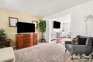 3642 S Falling Leaf Dr SE, Grand Rapids, MI 49512 - Photo 6