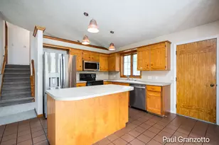 2483 Russit Dr NE, Grand Rapids, MI 49525 - Photo 16