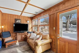 11637 Algonquin Dr, Pinckney, MI 48169 - Photo 12
