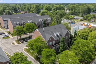 1097 Ann Arbor Road W, Plymouth, MI 48170 - Photo 22