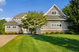 2037 Jennydale Ct SE, Grand Rapids, MI 49546 - Photo 10