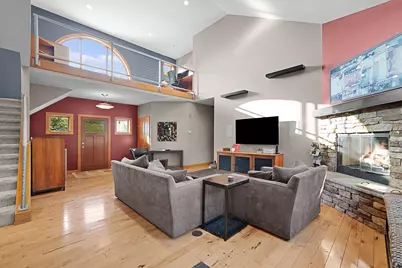 2037 Jennydale Court SE, Grand Rapids, MI 49546 - Photo 4