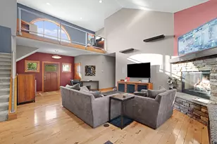 2037 Jennydale Ct SE, Grand Rapids, MI 49546 - Photo 4