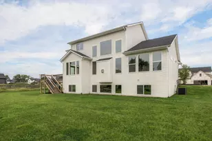 1912 Creekside Dr SW, Byron Center, MI 49315 - Photo 54