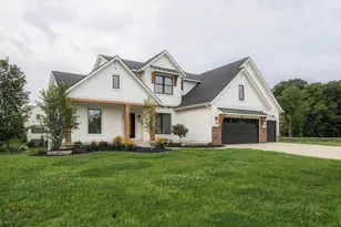 1912 Creekside Dr SW, Byron Center, MI 49315 - Photo 2