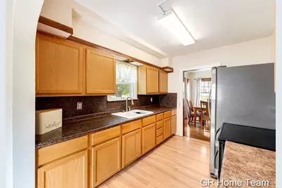 3991 Costa Avenue NE, Grand Rapids, MI 49525 - Photo 12