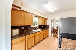 3991 Costa Ave NE, Grand Rapids, MI 49525 - Photo 12