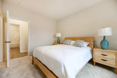 9625 Sapphire Lane, Portage, MI 49002 - Photo 10