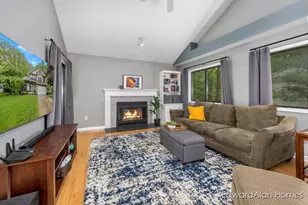 4568 Brookmeadow Ct SE, Grand Rapids, MI 49512 - Photo 12