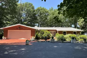 1716 W Benson Rd, Benton Harbor, MI 49022 - Photo 106