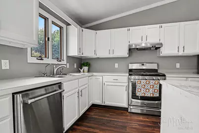 4050 Rector Street NE, Rockford, MI 49341 - Photo 12