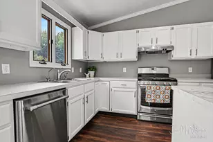 4050 Rector St NE, Rockford, MI 49341 - Photo 12