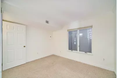 317 5th Avenue #Unit 4, Manistee, MI 49660 - Photo 8