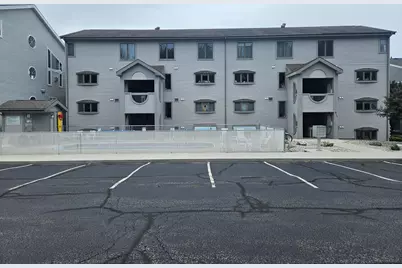 317 5th Avenue #Unit 4, Manistee, MI 49660 - Photo 1