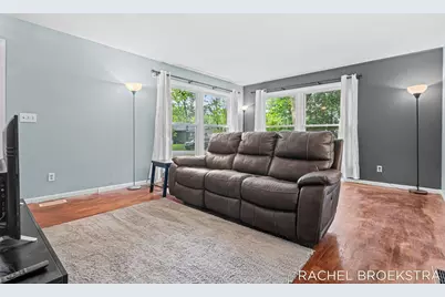 15703 Vineyard Drive, Spring Lake, MI 49456 - Photo 6