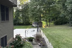 25 Christian Dr, Battle Creek, MI 49014 - Photo 10