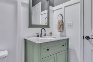 8377 Lindsey Ln, Canton, MI 48187 - Photo 14