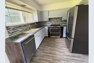 340 Lakeshore Drive, Battle Creek, MI 49015 - Photo 6