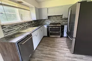 340 Lakeshore Dr, Battle Creek, MI 49015 - Photo 6