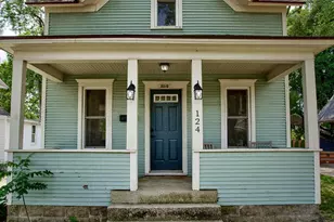 124 E 17th St, Holland, MI 49423 - Photo 2