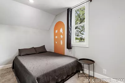 124 E 17th Street, Holland, MI 49423 - Photo 22