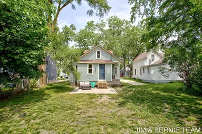 124 E 17th Street, Holland, MI 49423 - Photo 4