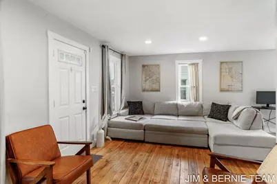 124 E 17th Street, Holland, MI 49423 - Photo 6