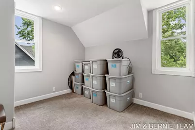 124 E 17th Street, Holland, MI 49423 - Photo 24