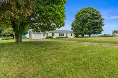 5651 W Chicago Road, Jonesville, MI 49250 - Photo 4