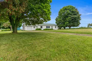 5651 W Chicago Rd, Jonesville, MI 49250 - Photo 4