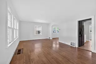 1109 S Webster St, Jackson, MI 49203 - Photo 6