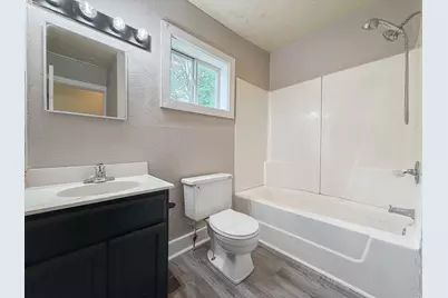 205 Pokagon Street, Dowagiac, MI 49047 - Photo 8