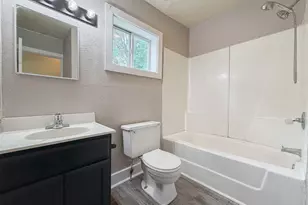 205 Pokagon St, Dowagiac, MI 49047 - Photo 8