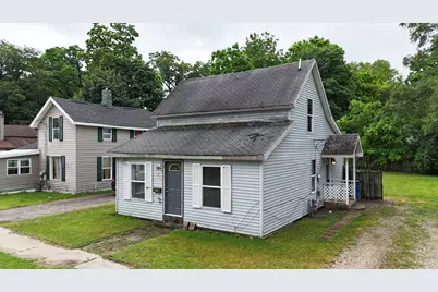 205 Pokagon Street, Dowagiac, MI 49047 - Photo 2