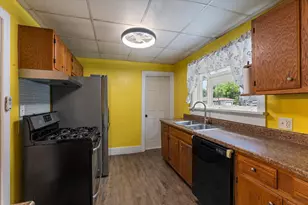 413 S 15th St, Niles, MI 49120 - Photo 8