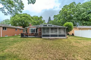 32973 Grennada St, Livonia, MI 48154 - Photo 44