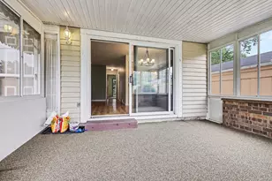 689 Carriage Ln, Jenison, MI 49428 - Photo 12