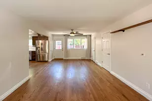 21203 River Rd, Grosse Pointe, MI 48236 - Photo 10