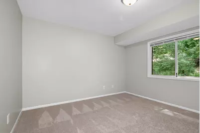 2977 Englewood Avenue SE, Grand Rapids, MI 49508 - Photo 8