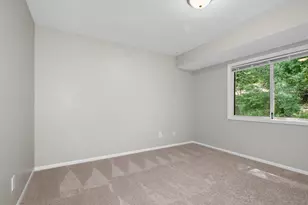 2977 Englewood Ave SE, Grand Rapids, MI 49508 - Photo 8