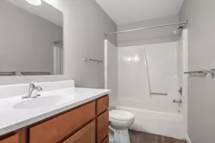 2967 Englewood Ave SE, Grand Rapids, MI 49508 - Photo 8