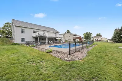 4656 Cinema Avenue NE, Grand Rapids, MI 49525 - Photo 8