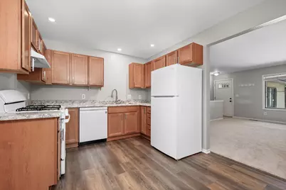 2965 Englewood Avenue SE, Grand Rapids, MI 49508 - Photo 6