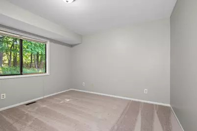 2965 Englewood Avenue SE, Grand Rapids, MI 49508 - Photo 8