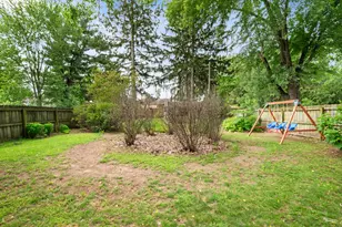 2053 7th St NW, Grand Rapids, MI 49504 - Photo 40